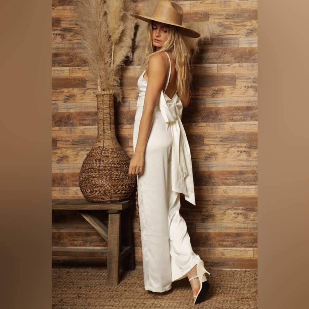 Sleeveless Cream Wide-Leg Back-Tie Jumpsuit